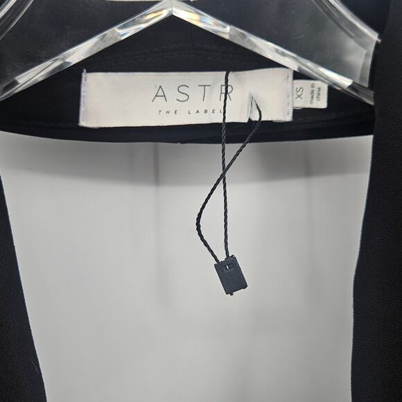 ASTR the Label Mini Dress Graciela Front Wrap Tie Suit Black XS New $138 - Picture 4 of 10